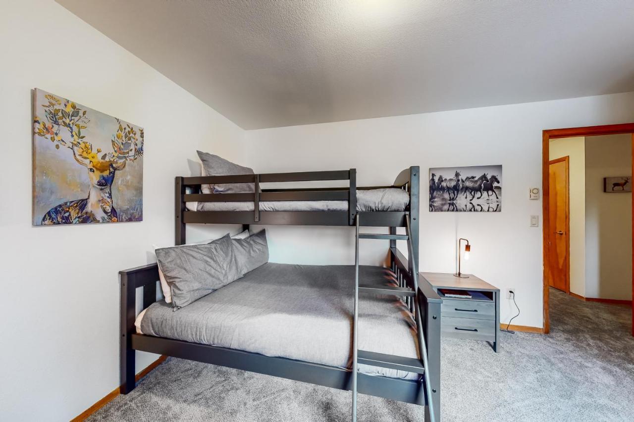 Pineridge Patio Villa Big Sky Bagian luar foto